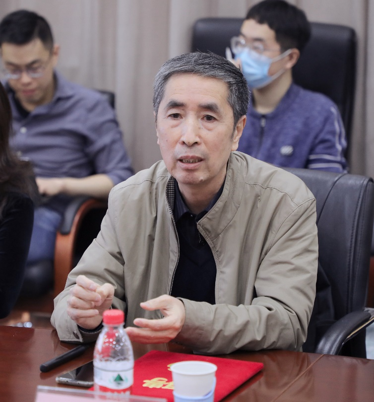 成人直播平台