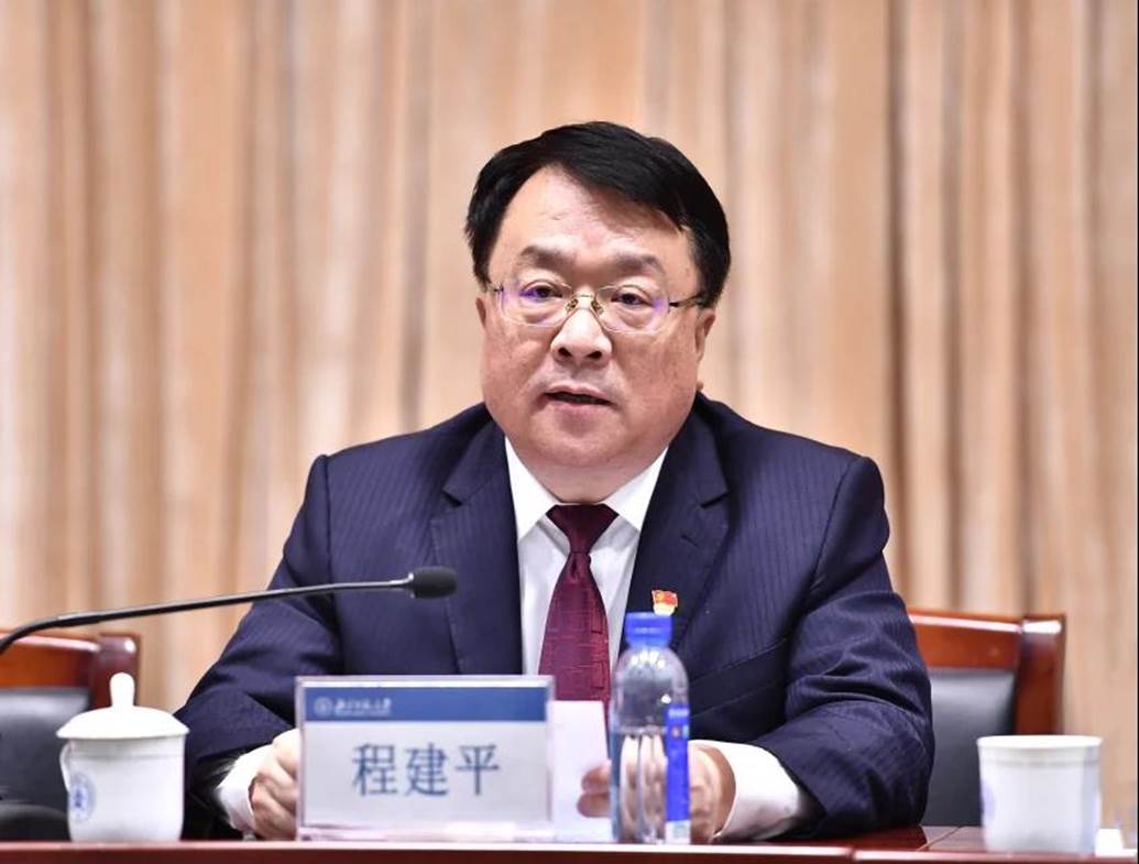 成人直播平台