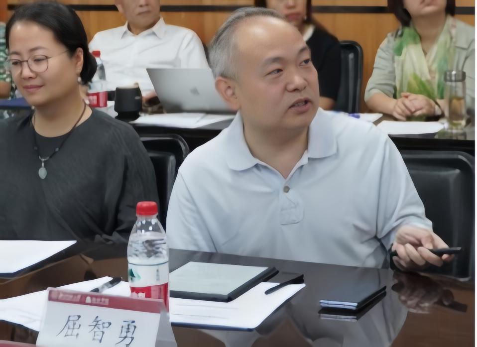 成人直播平台