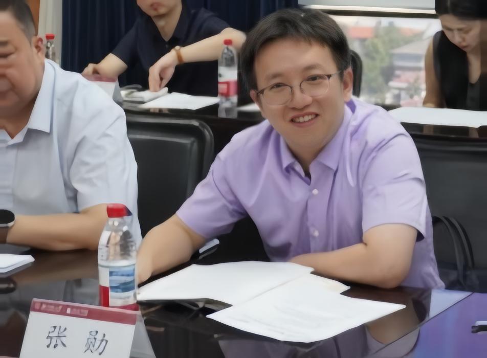 成人直播平台
